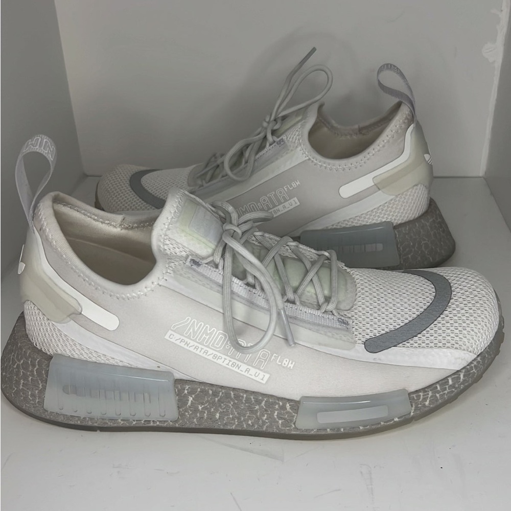 Adidas Originals NMD_R1 Spectoo Boost Men’s Sz 8